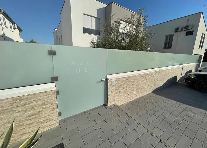 Villa DEA - Dein Rückzugsort am Meer mit beheiztem Pool