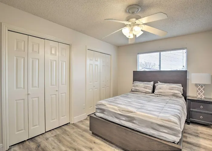 Game Room & Private Pool: Richardson Retreat