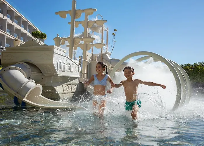 Pet Friendly hotel: Dreams Bahia Mita Surf And Spa