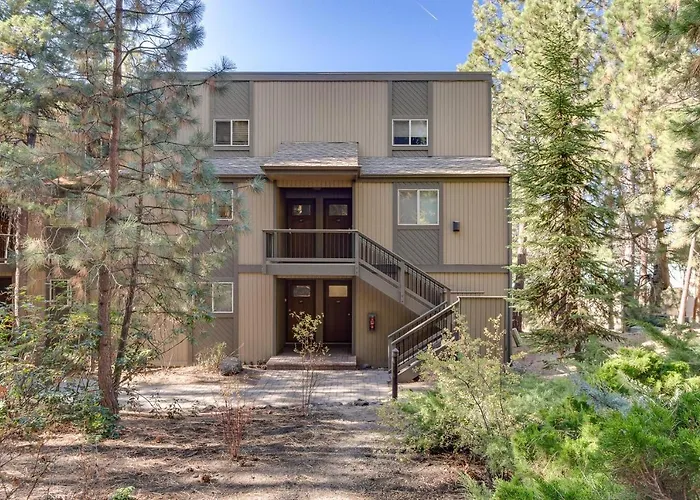 Ski House 227 - Meredith Lodging