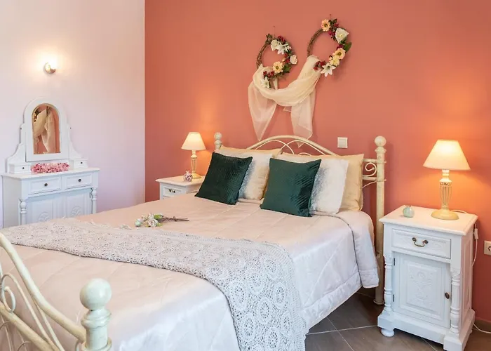 superb villa with private pool peaceful location
