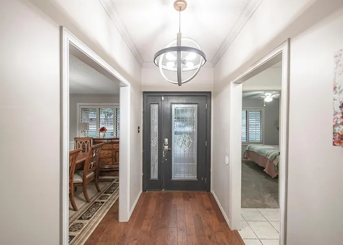 Right At Home-Midland Oasis