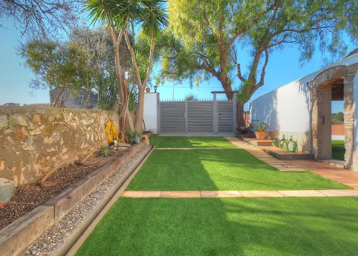 Villa Can Roig By Hello Homes Sitges