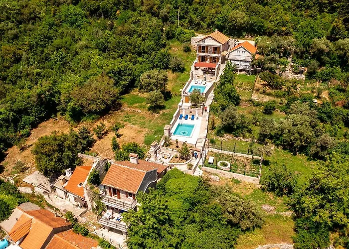 Old Stone House Villas
