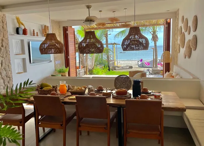 Piticcaia Lodge - Casa pé na areia, Frente mar - PREÁ