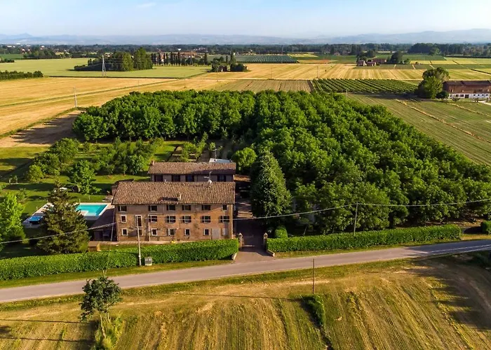 Casa Delle Noci Country House, Pool & Spa