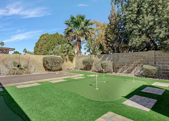 Wild West Palomino With Pool, Spa, Fire Pit, Bocce Ball & More
