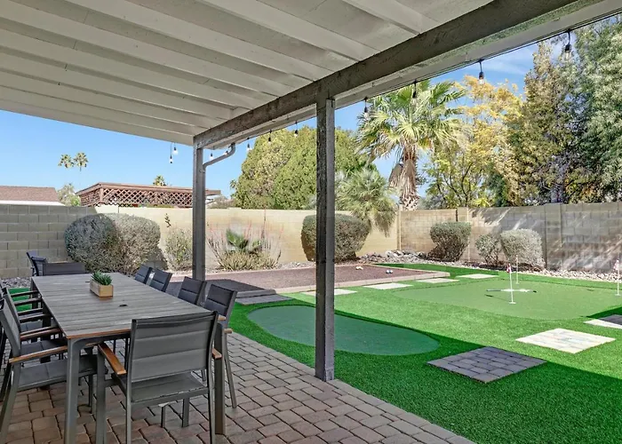 Wild West Palomino With Pool, Spa, Fire Pit, Bocce Ball & More