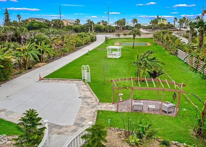 Castle, Pvt Pool, Hot Tub, Beach, Mini-Golf, Dock, Fishing, Ping Pong