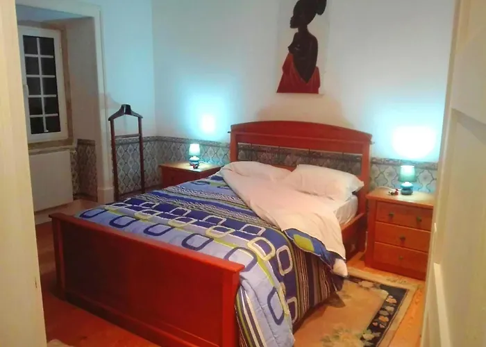 6 Bedrooms House With Shared Pool Enclosed Garden And Wifi At Lisboa