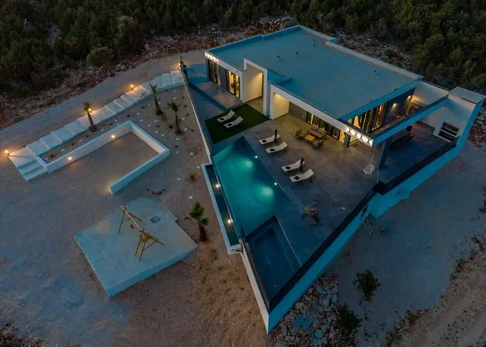 Villa Porta Novalja