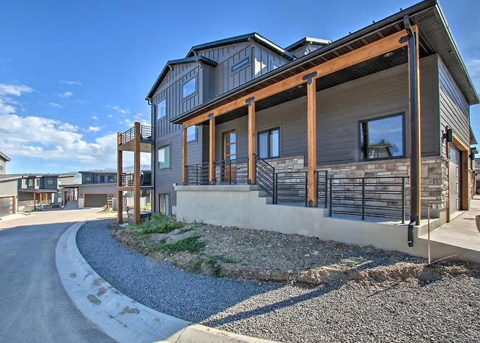 Newly-Built Lakeside Gem W/ Community Perks!