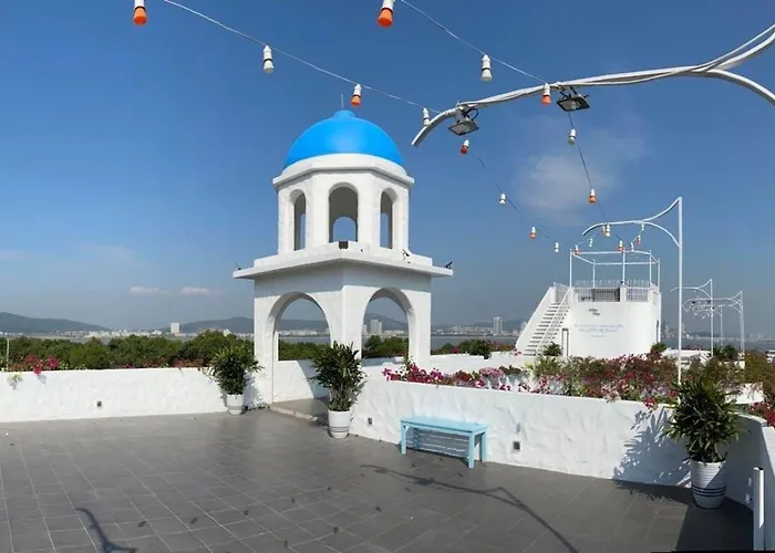 Santorini Ha Long Villa - Venue Travel