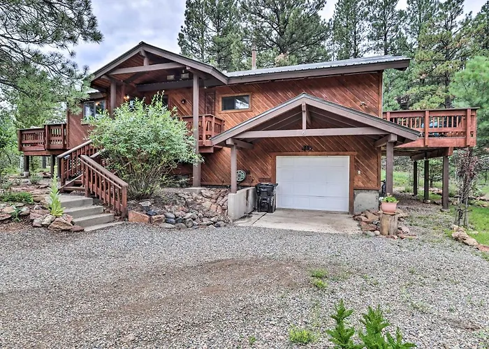 Luxe Pagosa Springs Cabin W/ Sauna & Hot Tub!