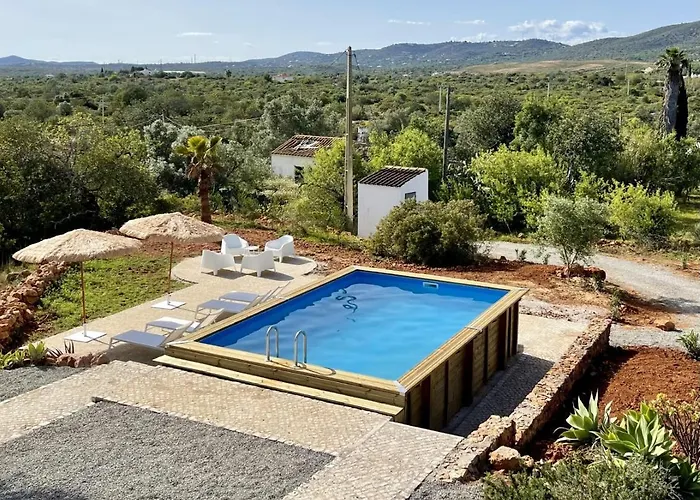 Casa Colinas Roxas By Portucasa