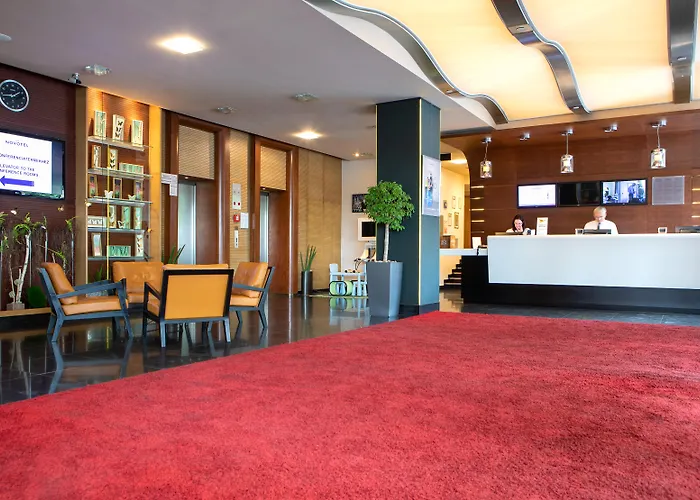 Hotel met zwembad: Novotel Budapest Danube
