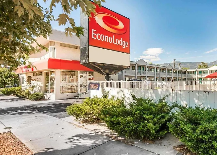 Cheap hotel: Econo Lodge Colorado Springs Downtown