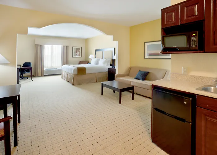 Holiday Inn Express Georgetown By Ihg