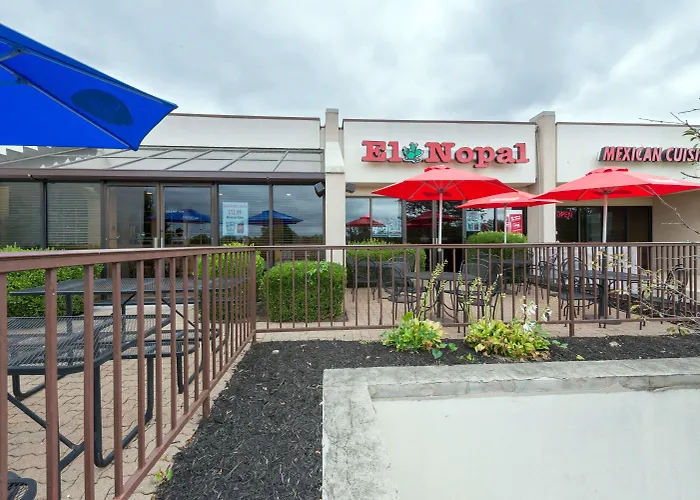 3 star hotels Ramada By Wyndham Louisville North
