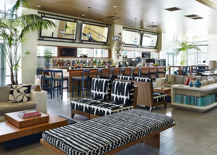 Hotels with pool Wyndham Orlando Resort International Drive