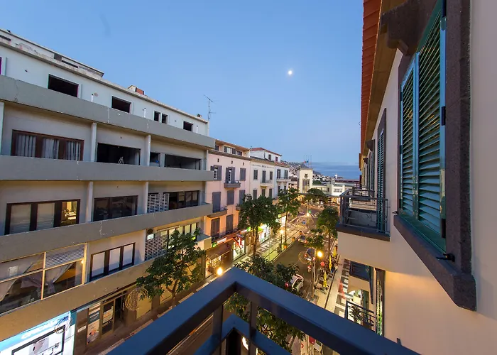 Alojamentos: The Marketplace By Storytellers