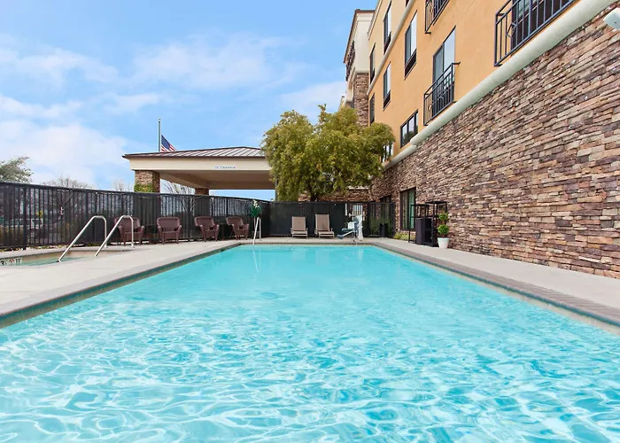 Resort: Hampton Inn & Suites Roseville
