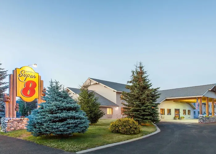 Super 8 By Wyndham Mccall