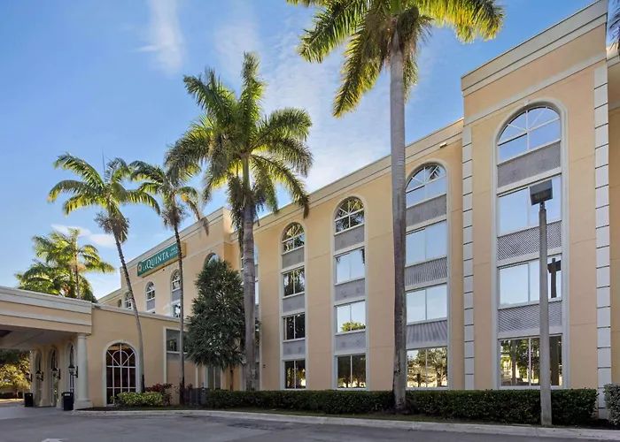 La Quinta Inn & Suites By Wyndham Sunrise