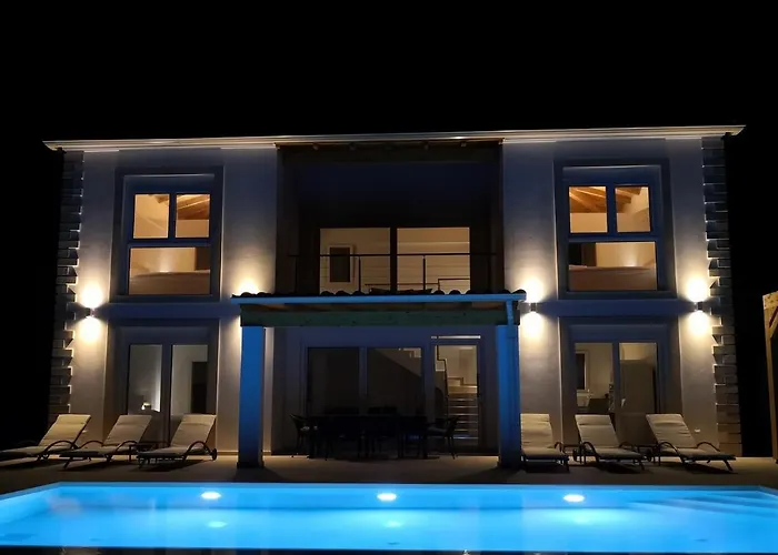 Sunset Sea View Villa 8