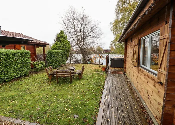 Avocet Lodge