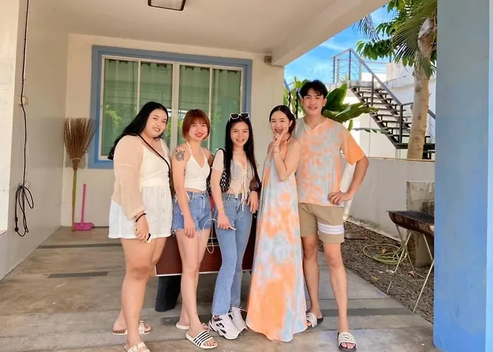 เรนโบว์ ปาร์ตี้ หัวหิน พูลวิลล่า Rainbow Party Hua-Hin Poolvilla