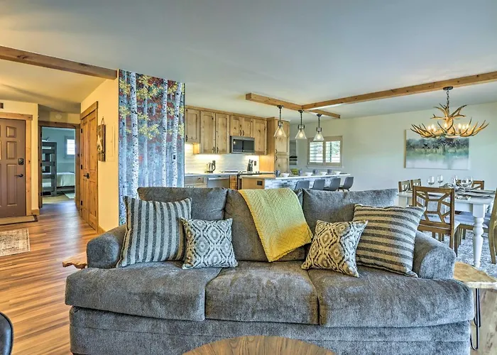 Mtn/Lake Views & 3 Mi To Skiing: Dillon Condo
