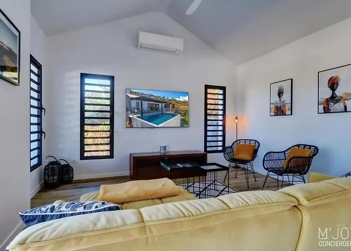 Villa Azur Saint-Gilles - La Reunion - Seaview, Pool, Beach & Bbq!
