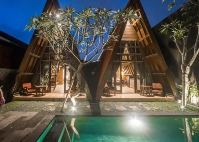 Rumah Kayu Tatiya Villa