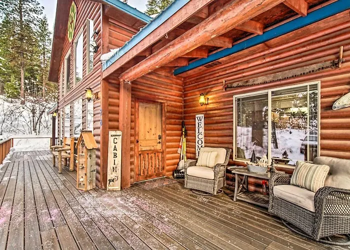 Garden Valley Cabin W/ Loft & Large Deck!