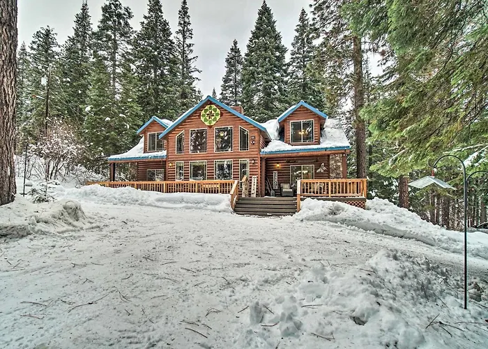 Garden Valley Cabin W/ Loft & Large Deck!