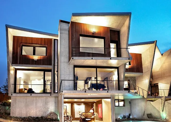 Villa Angelu, Encanto Arquitectónico con Piscina Privada