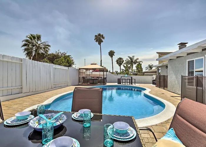 Chic Central San Diego House With Private Pool!