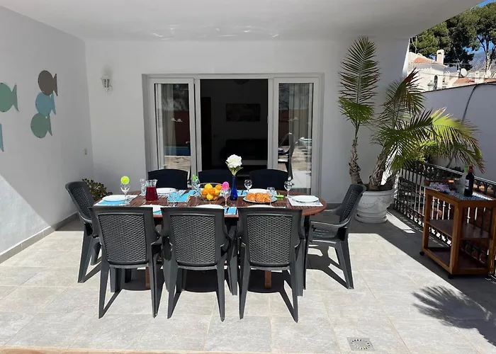 Nerja Paradise Rentals - Villa Almassora