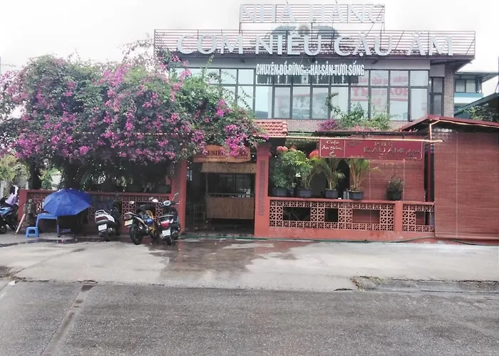 Sally Huong Villa - Venue Travel