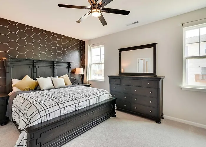 Durham Vacation Rental: 6 Mi To Downtown!
