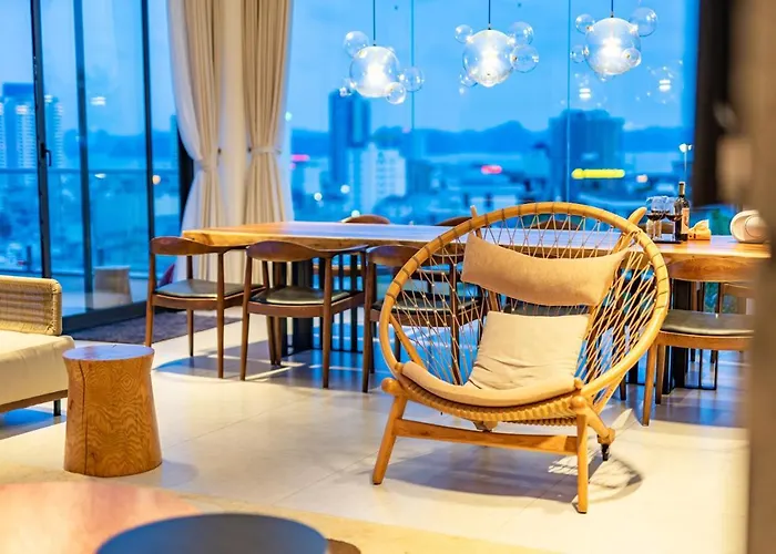 Sally Huong Villa - Venue Travel