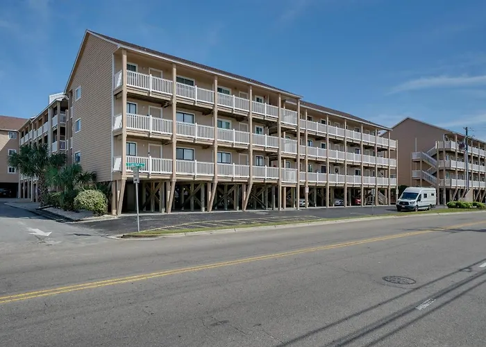 Oceanfront Carolina Beach Condo W/ Pool & Views!