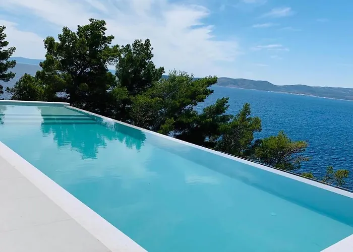 Luxurious&spacious pet friendly villa in Brela