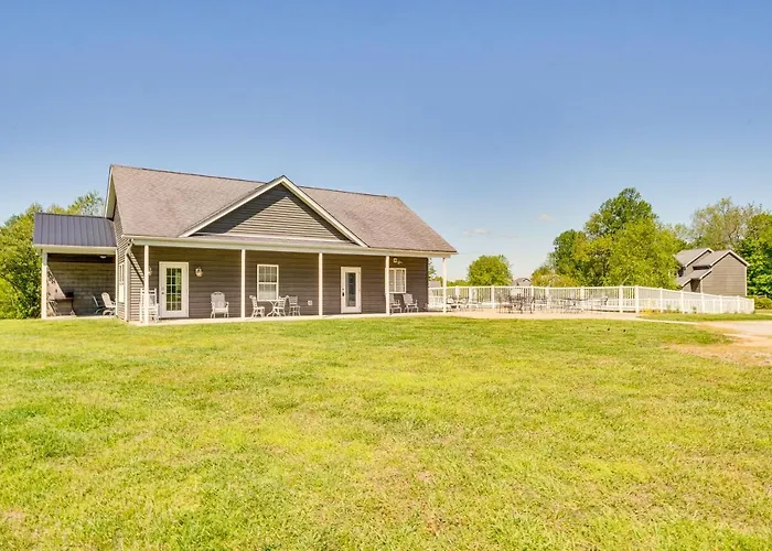 Taylorsville Cottage W/ Hot Tub & Lake Access!