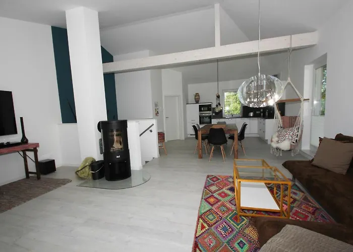 strandnahes Haus, Balkon, gratis Nutzung vom AHOI Erlebnisbad und Sauna in Sellin- Villa Playa