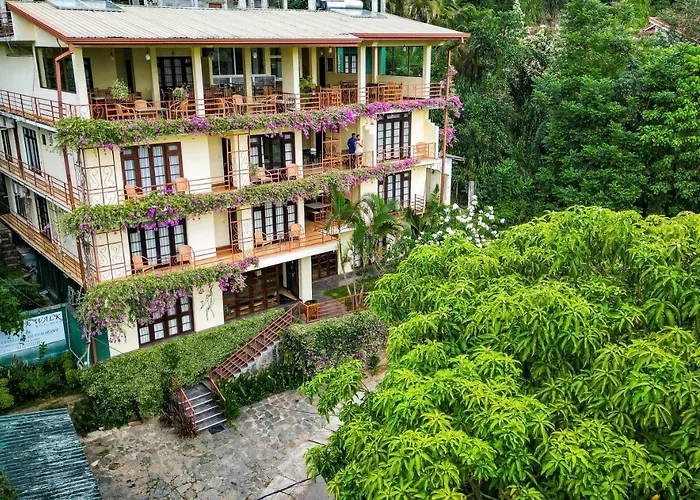 Boutique hotel only: Nature Walk Resort