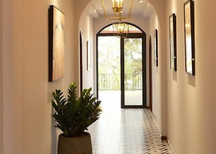 Villa C62 - Private Swimming Pool 100M2 - In Stunning Sea Front Location