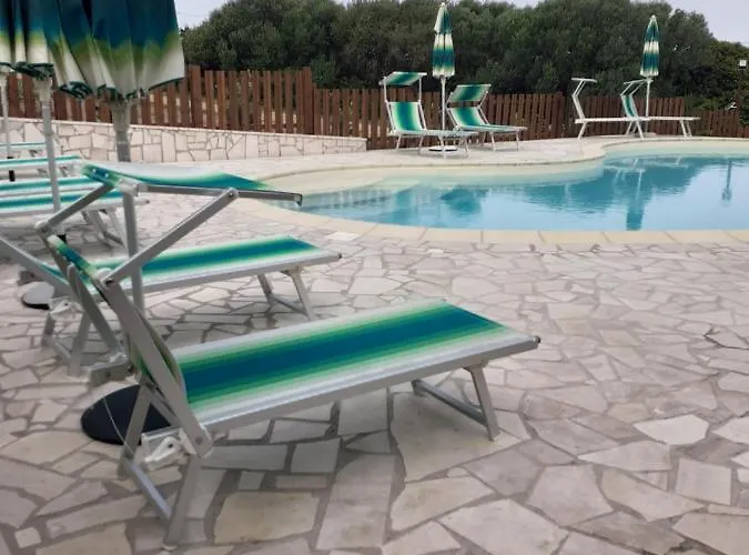 agriturismo gli olivastri -appartamento bel vedere con piscina ,solarium e vista mare,climatizzatore ,wifi