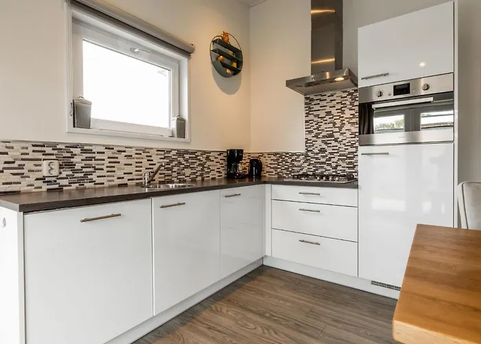 Holiday Home Green Resort Mooi Bemelen-1 By Interhome